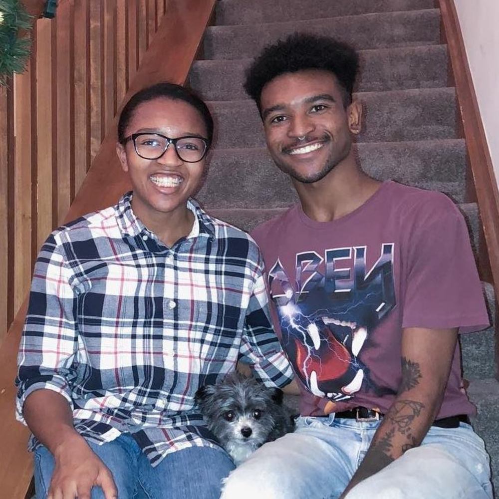 Meet your Posher, Derrick